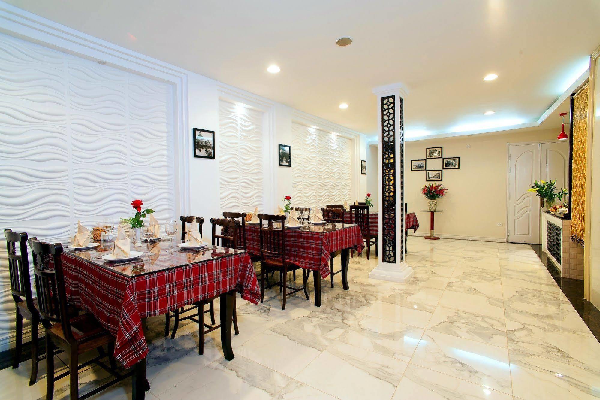 Hanoi Old Quarter Hotel Exterior photo